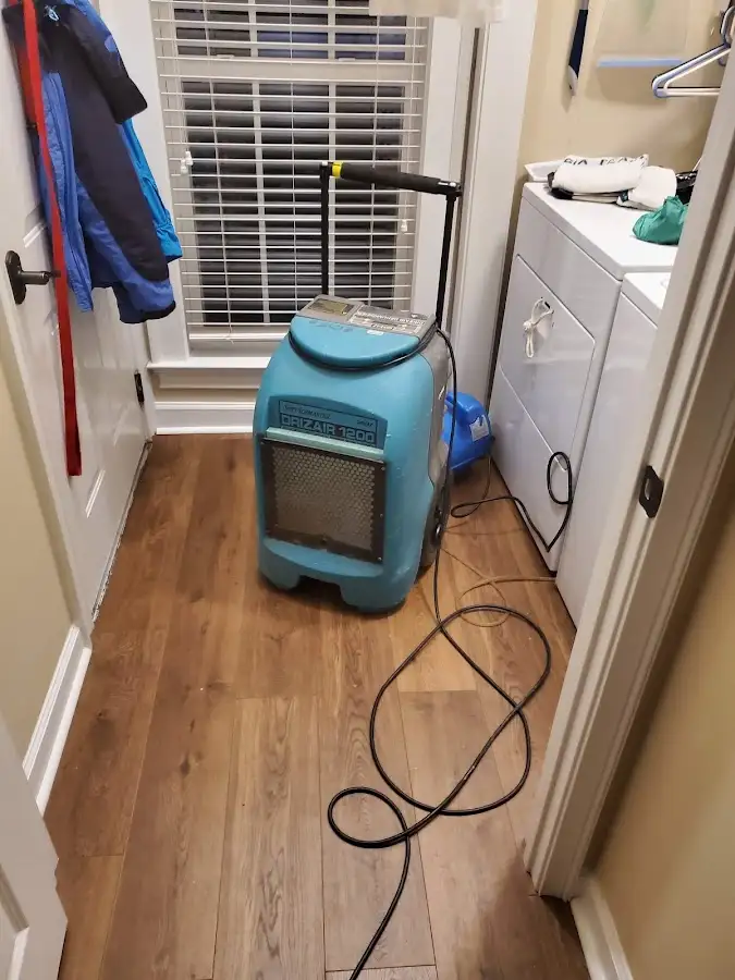 Commercial dehumidifier deployed for Crawl Space Restoration in Zephyrhills West